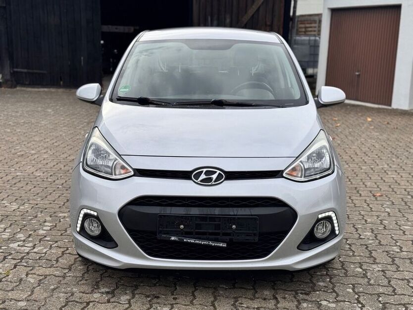 i10