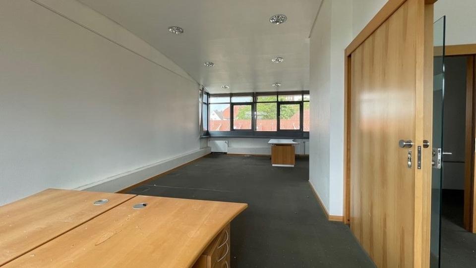 Gewerbeobjekt Bergen auf Rügen - 1.247&euro; | Angebot:9485294