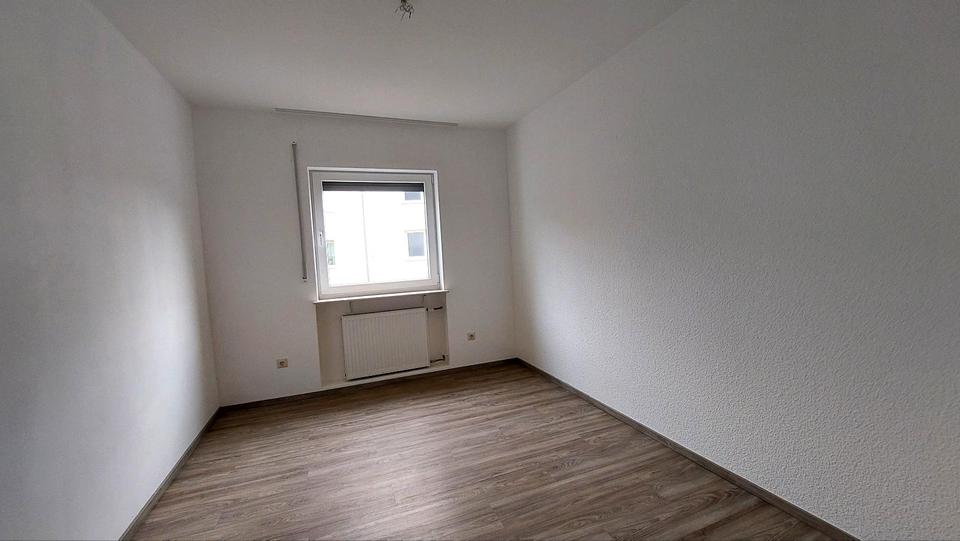 Hochparterre Mühltal - 4.5 Zimmer, 96 m&sup2;, 1.550&euro; | Angebot:26020949