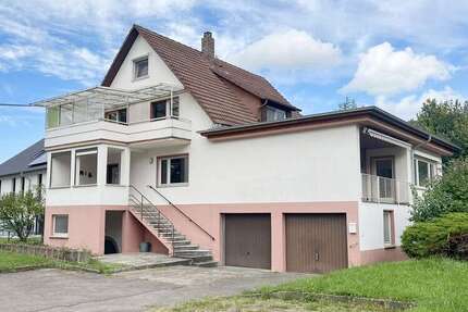 Haus zum Kaufen in Bad Krozingen 890.000 € 250 m² 9 zimmer