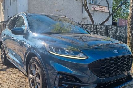 Ford Kuga 99.000 km 15.499 &euro; Berlin 12051
