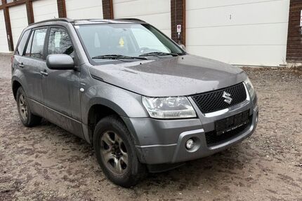 Suzuki Grand Vitara 260.923 km 2.499 &euro; Ravensburg 88212