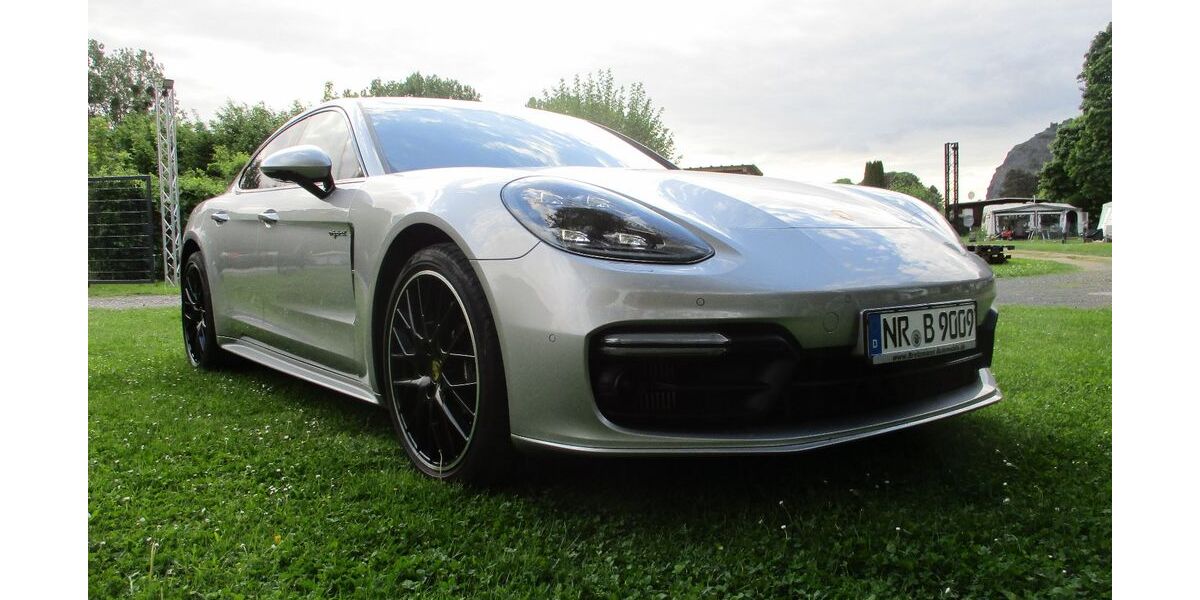 Porsche Panamera 82.989 km 78.900 € Neuwied 56564