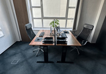 kreativer Workspace mit vielen Plätzen - All-in-Miete