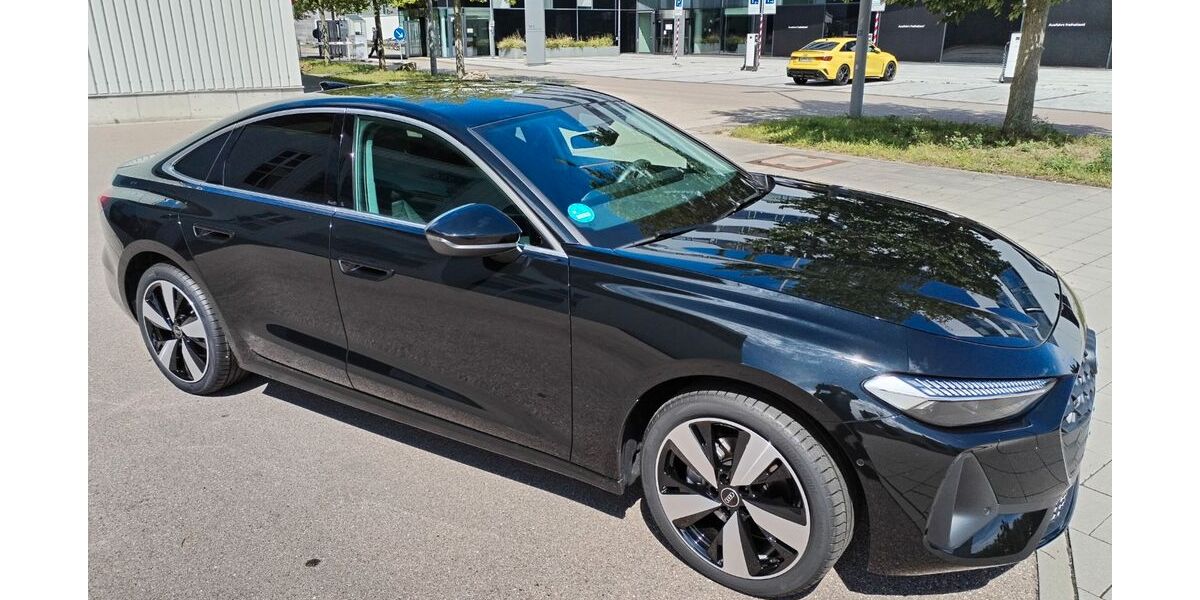 Audi A5 17.900 km 37.950 &euro; INGOLSTADT 85051