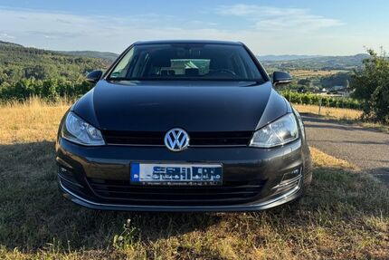 VW Golf 107.000 km 11.500 &euro; Kippenheim 77971