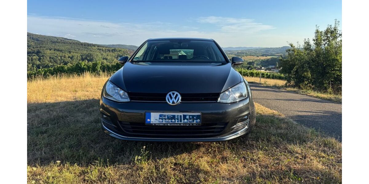 VW Golf 107.000 km 11.500 &euro; Kippenheim 77971