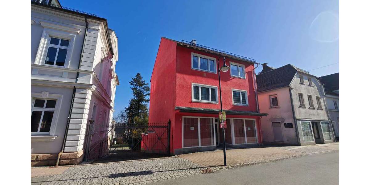 Einfamilienhaus Helmbrechts - 7 Zimmer, 155 m&sup2;, 190.000&euro; | Angebot:25196635