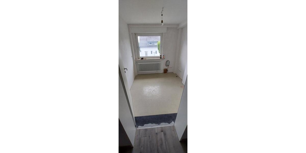 Doppelhaushälfte Remscheid Lüttringhausen - 6 Zimmer, 140 m&sup2;, 385.000&euro; | Angebot:24611107