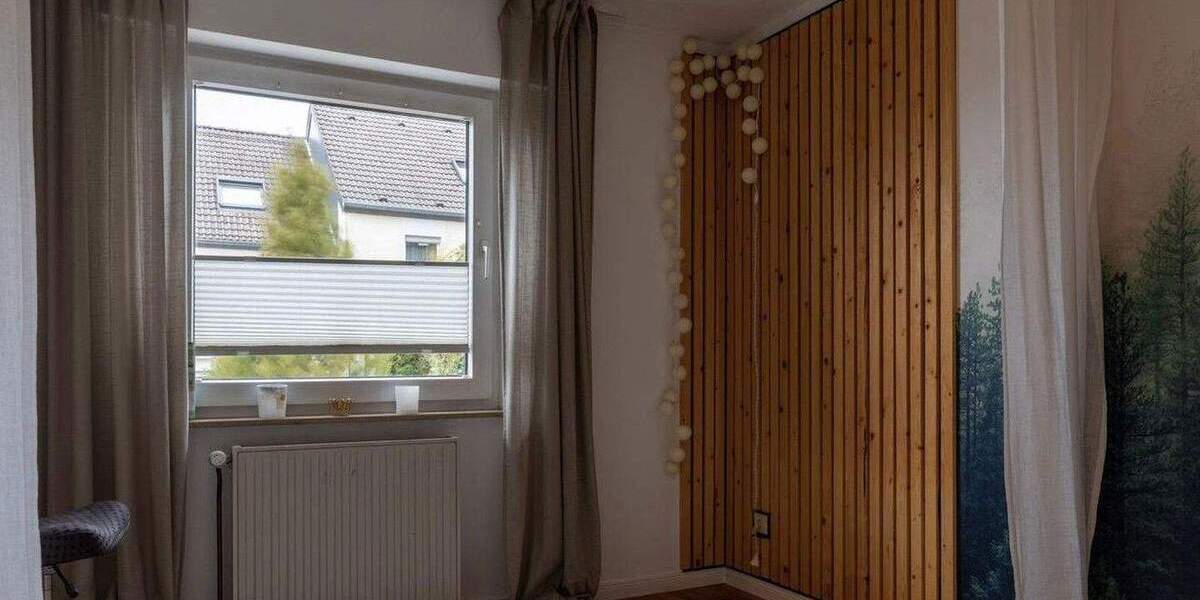 Reihenmittelhaus Wuppertal Elberfeld - 5 Zimmer, 118 m&sup2;, 399.000&euro; | Angebot:23879180