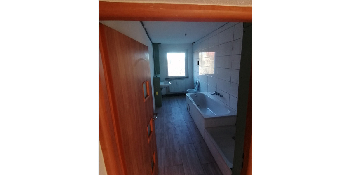 Mehrfamilienhaus, Wohnhaus Mücka - 5 Zimmer, 2 m&sup2;, 390.000&euro; | Angebot:26204734