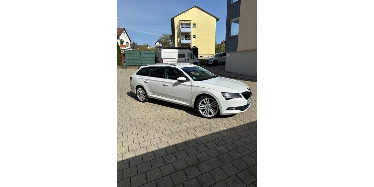 Skoda Superb 196.248 km 13.800 &euro; Waldshut-Tiengen 79761