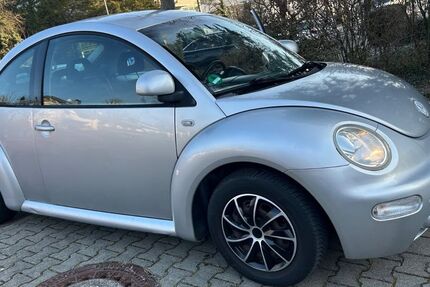 VW Beetle 72.000 km 2.450 &euro; Offenbach 63069