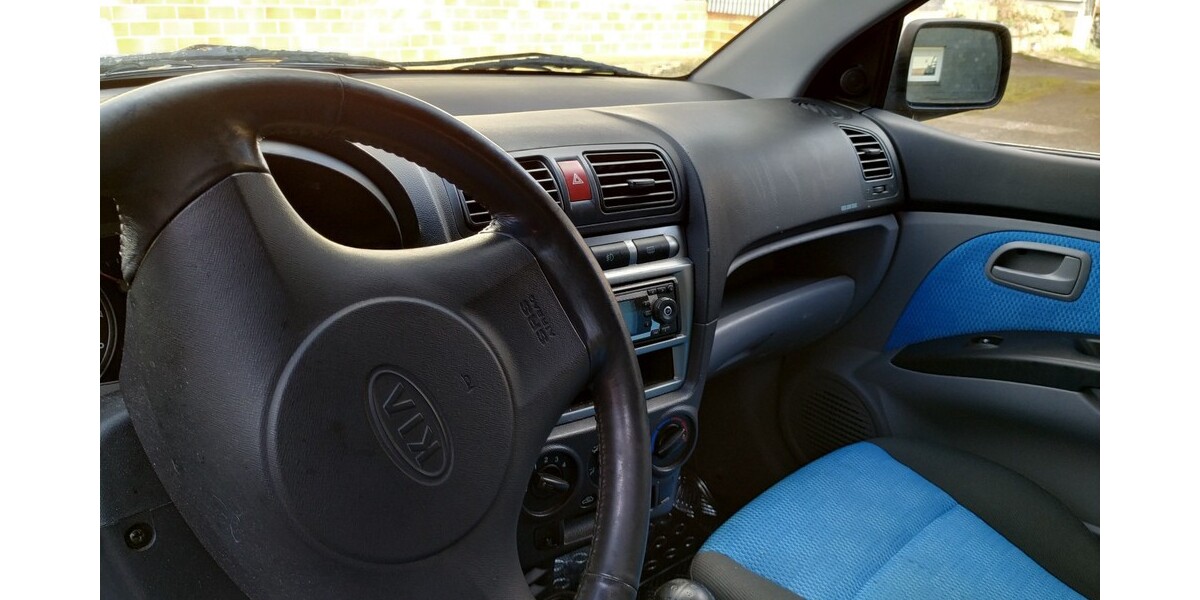 Kia Picanto 88.340 km 2.000 &euro; Königsee 07426