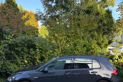 VW Golf 220.000 km 11.200 € Bottrop 46240