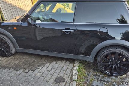Mini ONE 238.000 km 1.700 &euro; Mertendorf 06618