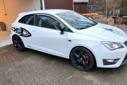 Seat Ibiza 112.000 km 9.999 &euro; Hamburg 22159