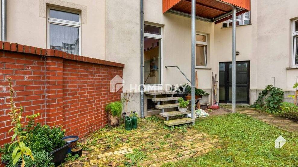 Attraktive 47 m²-Wohnung mit Terrasse in saniertem Jugendstilhaus in Stötteritz 1 zimmer