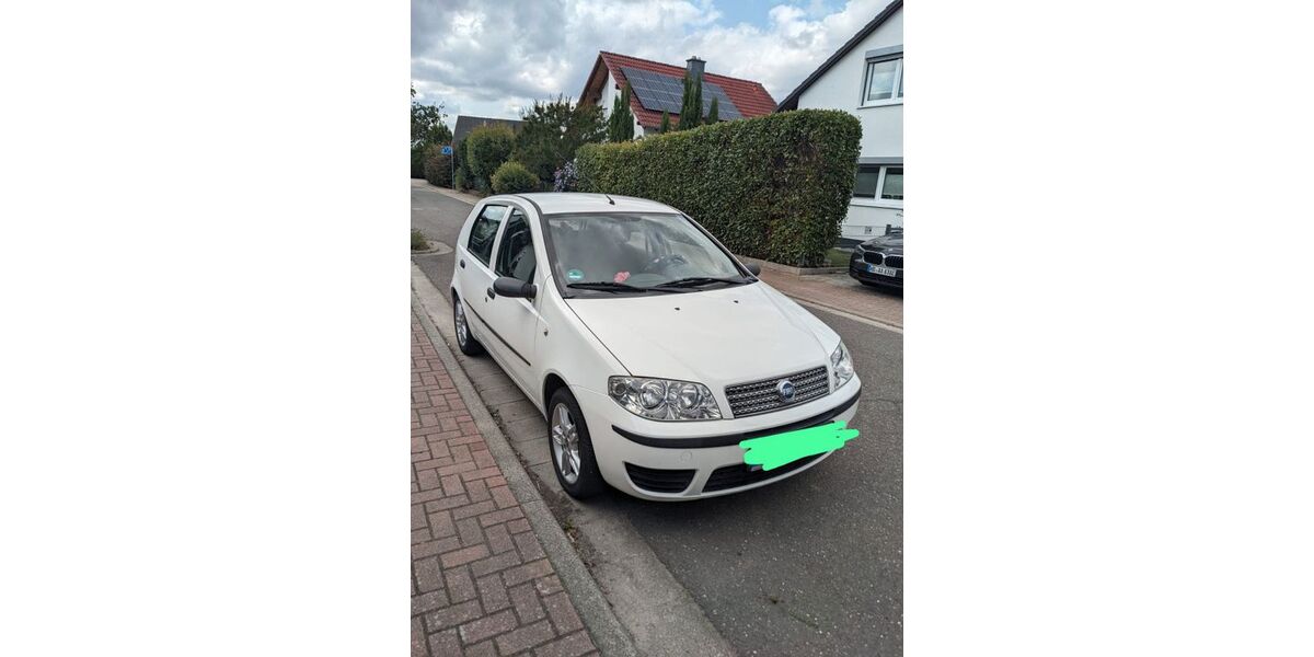 Fiat Punto 118.000 km 1.900 &euro; Römerberg 67354