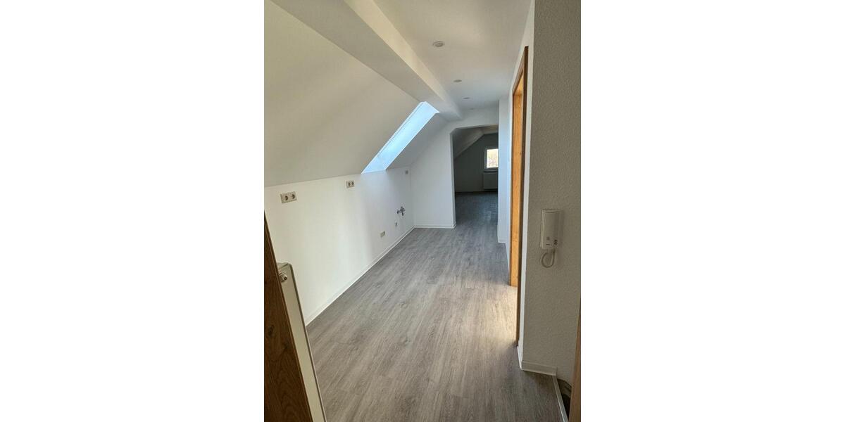 Dachgeschoßwohnung Rothenburg/Oberlausitz Oberlausitz - 2 Zimmer, 72 m&sup2;, 472&euro; | Angebot:25079485