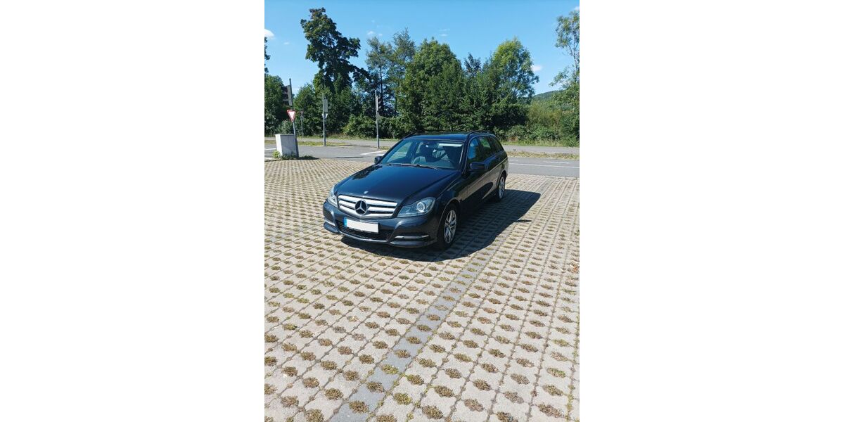 Mercedes-Benz C 220 156.000 km 11.100 &euro; Igensdorf 91338