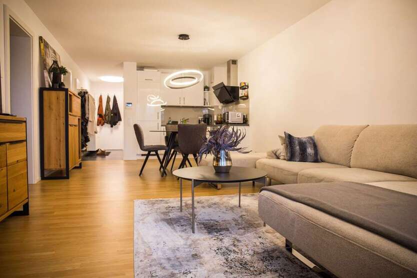 Wohnung zum Kaufen in Friedrichshafen 395.000 € 69.39 m²