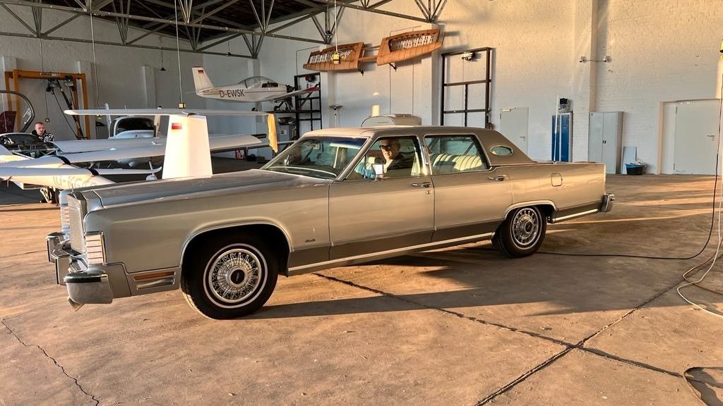 Lincoln Town Car 65.000 km 18.700 &euro; Berlin 12309