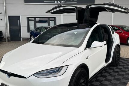 Tesla Model X 110.666 km 31.750 &euro; Emsbüren 48488