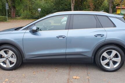Audi Q4 e-tron 23.600 km 32.500 &euro; Heilbronn 74078