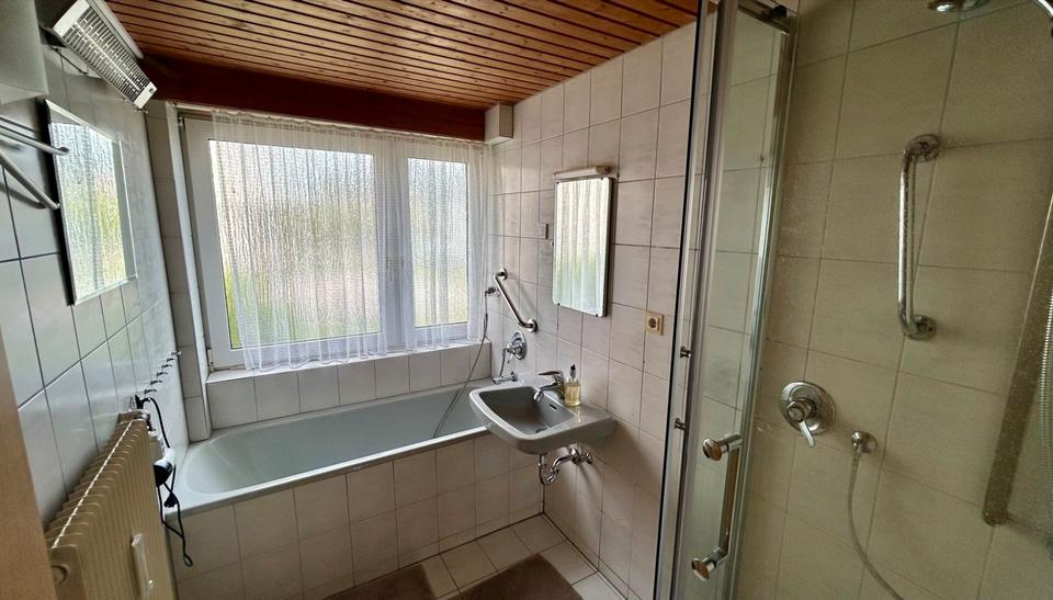Erdgeschoßwohnung Bad Dürrheim - 4 Zimmer, 108 m&sup2;, 390.000&euro; | Angebot:27136726