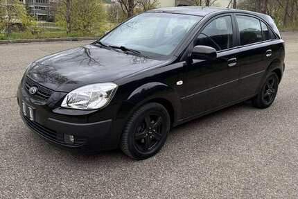 Kia Rio 98.000 km 1.790 &euro; Amstetten 73340