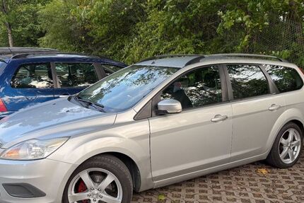 Ford Focus 284.000 km 2.199 € Marburg 35039
