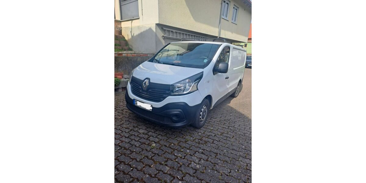 Renault Trafic 89.000 km 10.200 &euro; Albersweiler 76857