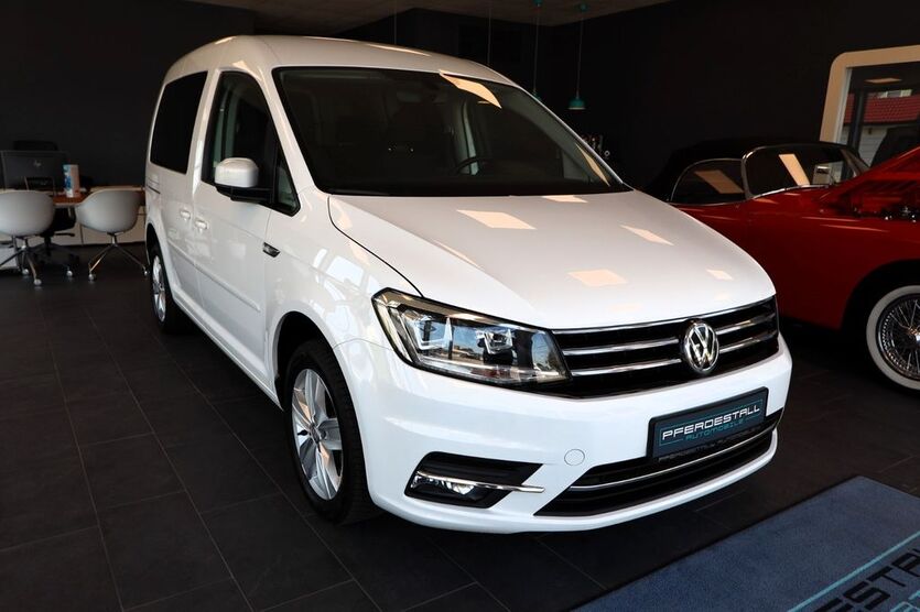 VW Caddy 119.951 km 18.985 € Hoyerswerda 02977