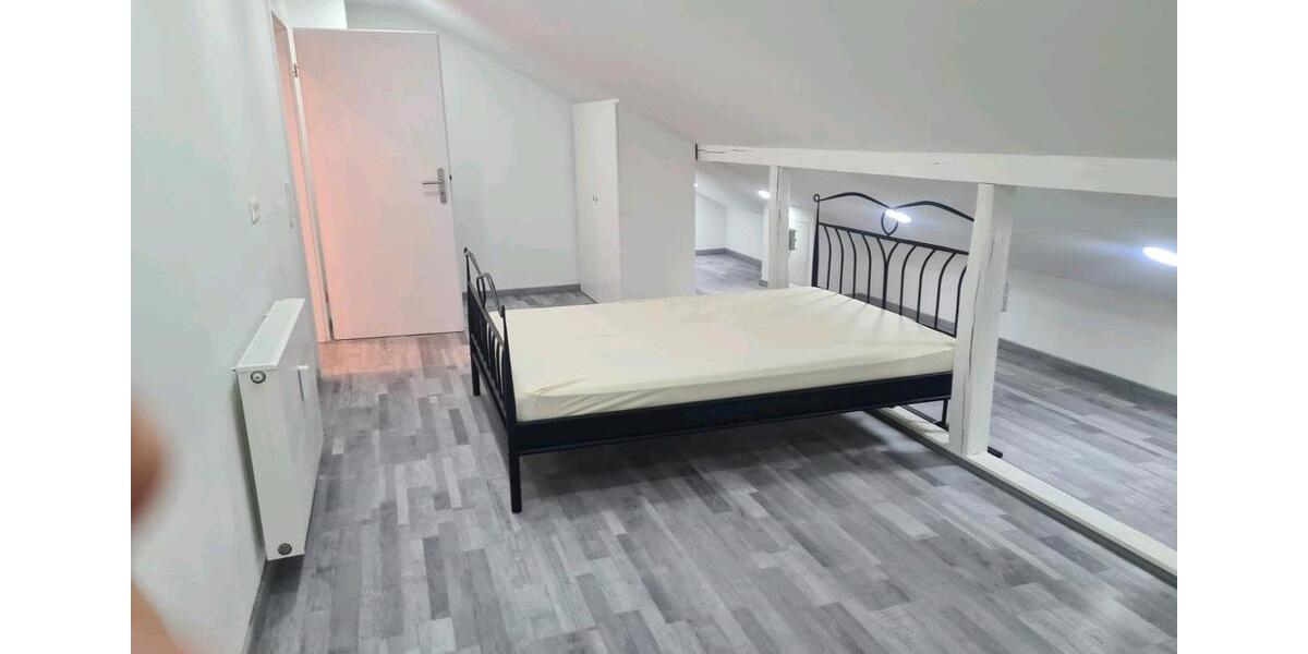 Dachgeschoßwohnung Ilshofen - 2.5 Zimmer, 65 m&sup2;, 850&euro; | Angebot:25148886