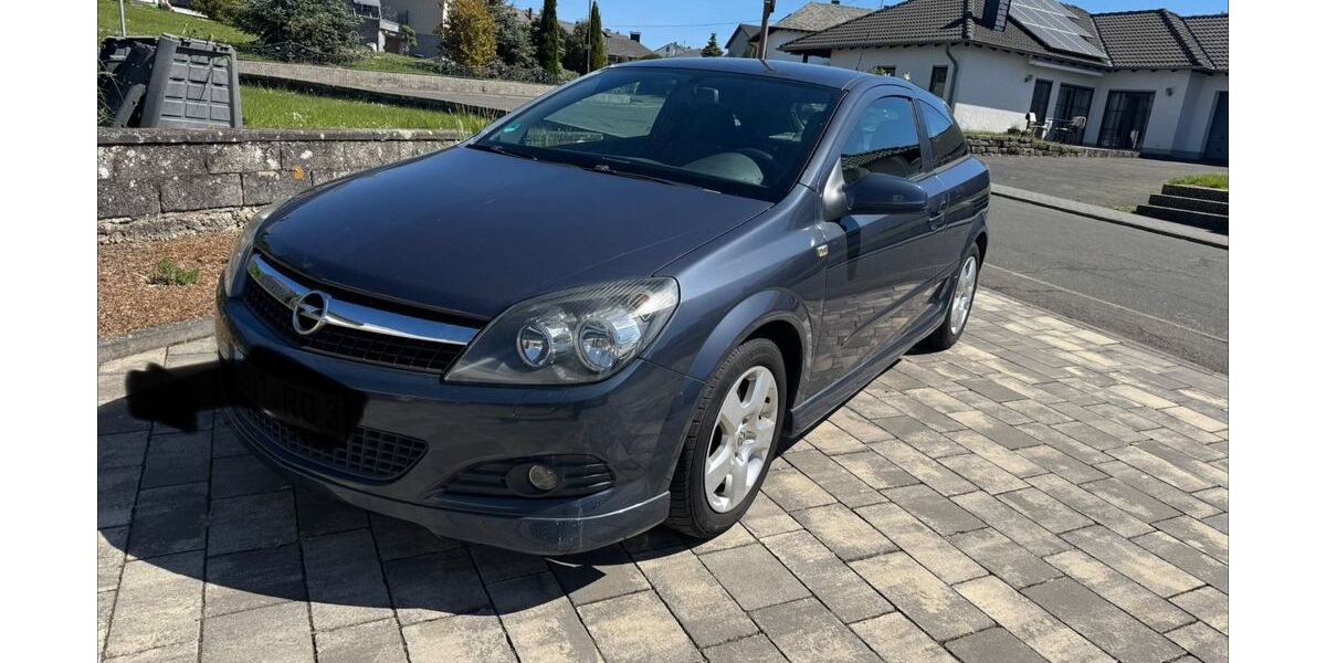 Opel Astra 174.600 km 2.699 &euro; Binsfeld 54518
