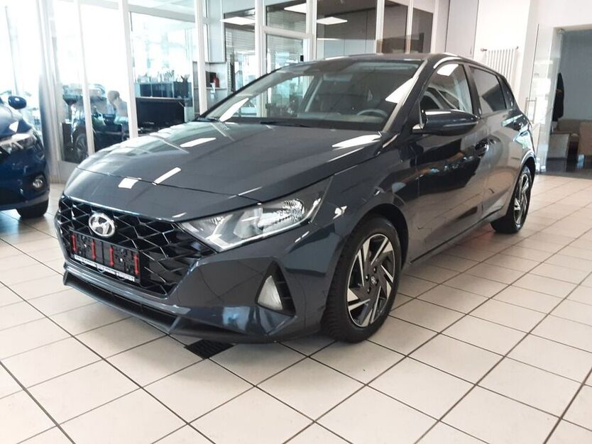 i20