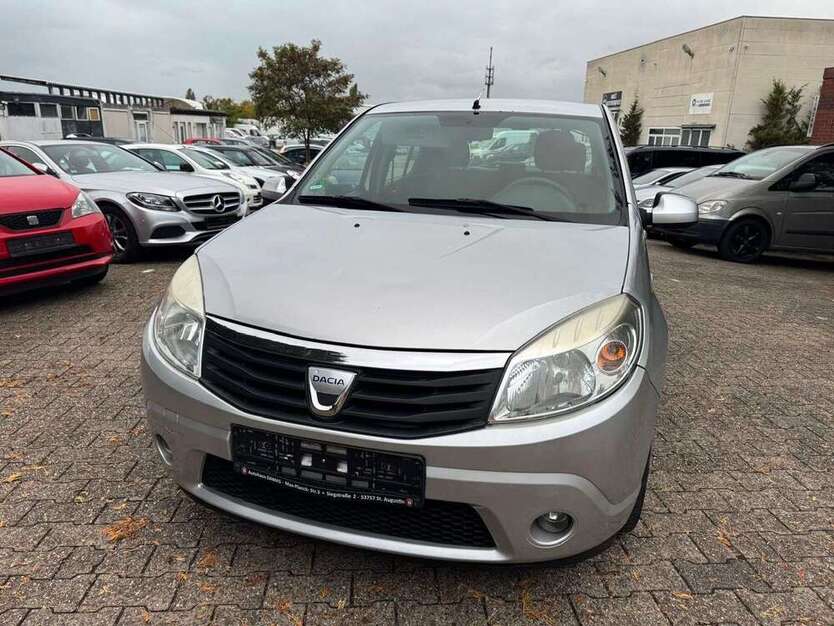 Dacia Sandero 250.000 km 1.999 € Bonn 53227