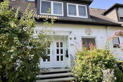 Reihenhaus mit ca. 7 m Hausbreite, Vollkeller und umfangreicher energetischer Ausstattung in Laatzen 4 zimmer