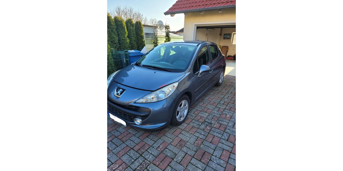 Peugeot 207 189.000 km 2.800 &euro; Spesbach 66882