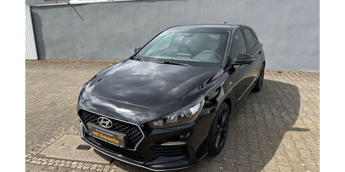 Hyundai i30 86.482 km 14.899 &euro; Riegelsberg 66292
