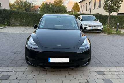 Tesla Model Y 63.000 km 33.500 &euro; Berlin 12524