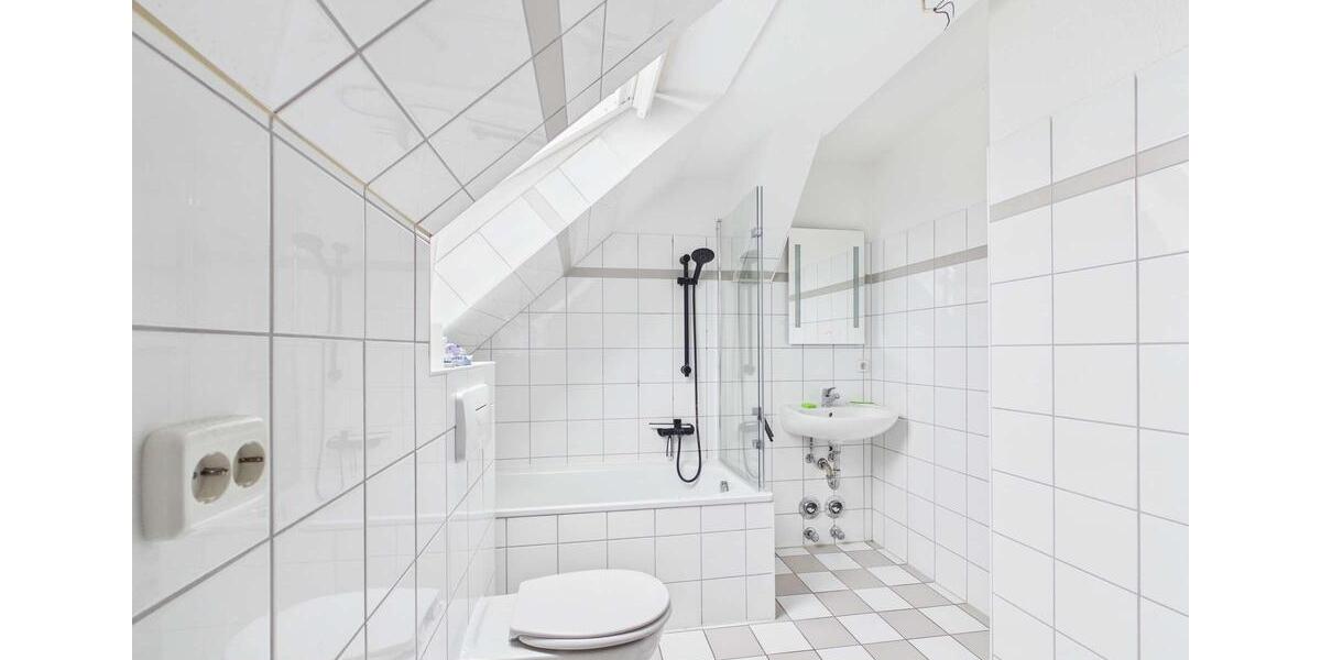 Dachgeschoßwohnung Auerbach/Vogtland Vogtland - 4 Zimmer, 77 m&sup2;, 499&euro; | Angebot:25263482