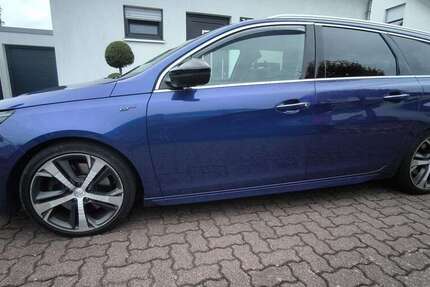 Peugeot 308 122.600 km 14.499 &euro; Brüggen 41379