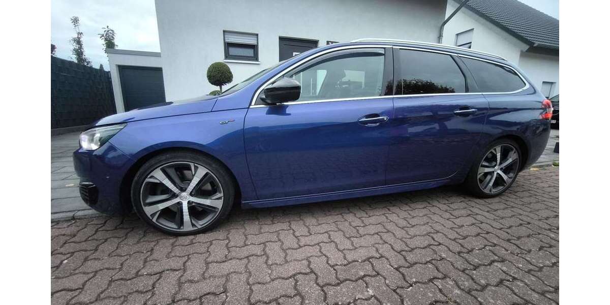 Peugeot 308 122.600 km 14.499 &euro; Brüggen 41379