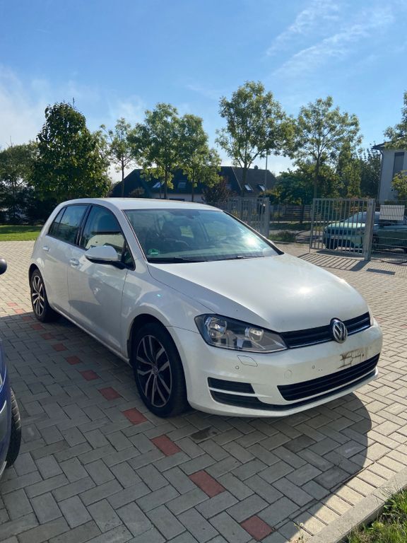 VW Golf 193.000 km 6.000 € Erfurt 99087