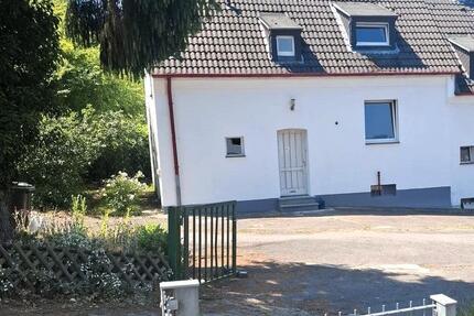Haus Wegberg - 6 Zimmer, 115 m&sup2;, 180.000&euro; | Angebot:27024628