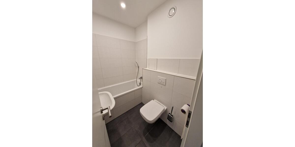 Etagenwohnung Gräfenhainichen - 5 Zimmer, 104 m&sup2;, 807&euro; | Angebot:24688996