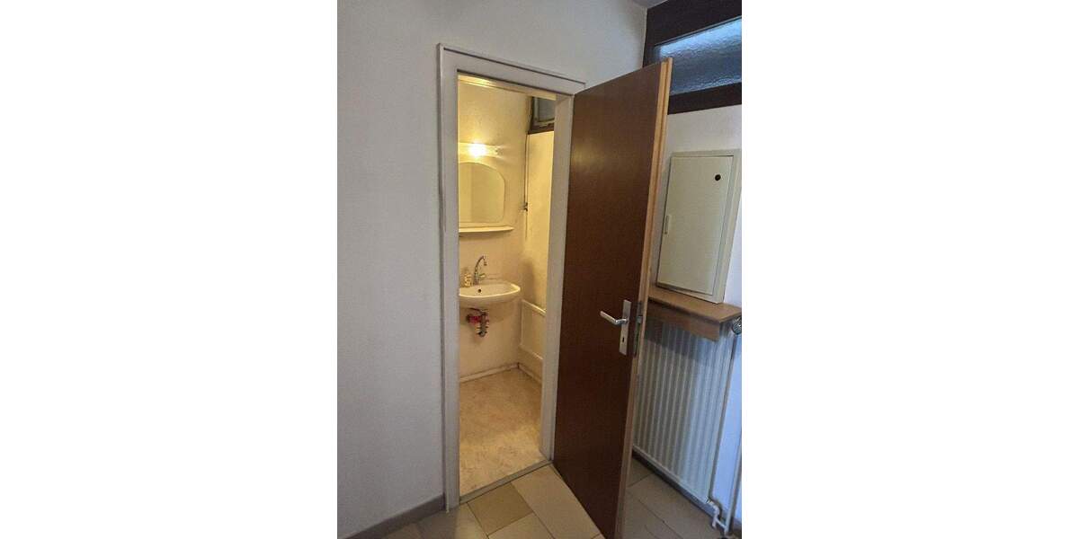 Von privat: Reihenmittelhaus mit 5 Zimmern, Garten, Keller und Garage in Bovenden 5 zimmer