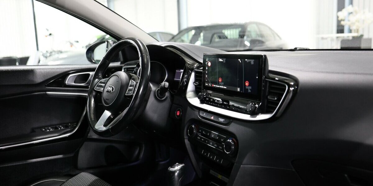 Kia XCeed 1.4 T-GDI LUNCH-X-EDITION / PANORAMA, LED 95.000 km 15.555 &euro; Hamm 59077